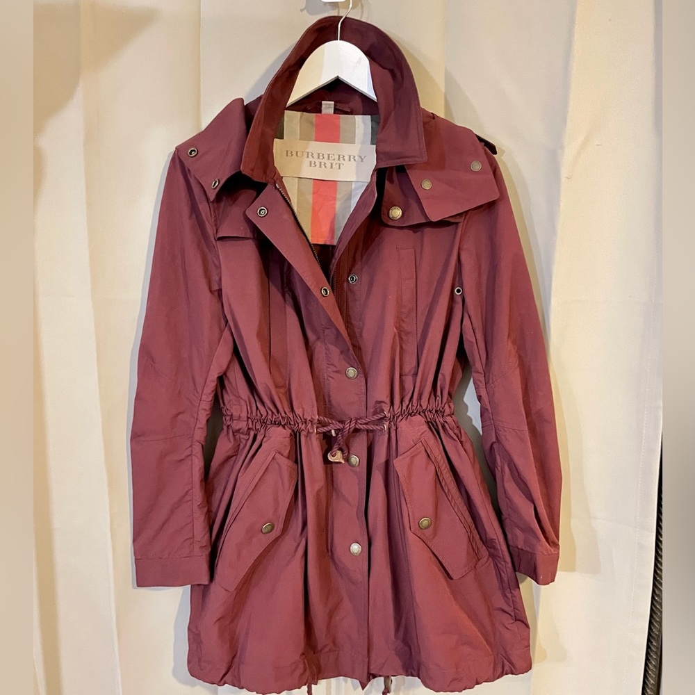 Burberry hooded jacket, size 8 like it new!